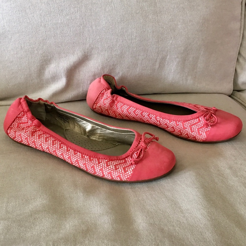 LL Bean cap toe suede bow flat coral pink 8.5